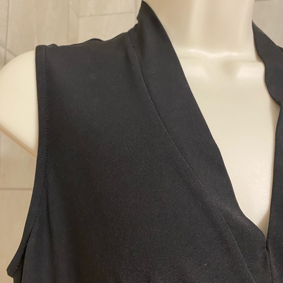 EUC Kasper Separates V-neck sleeveless top with bust gathering detail, size PM - Picture 3 of 8